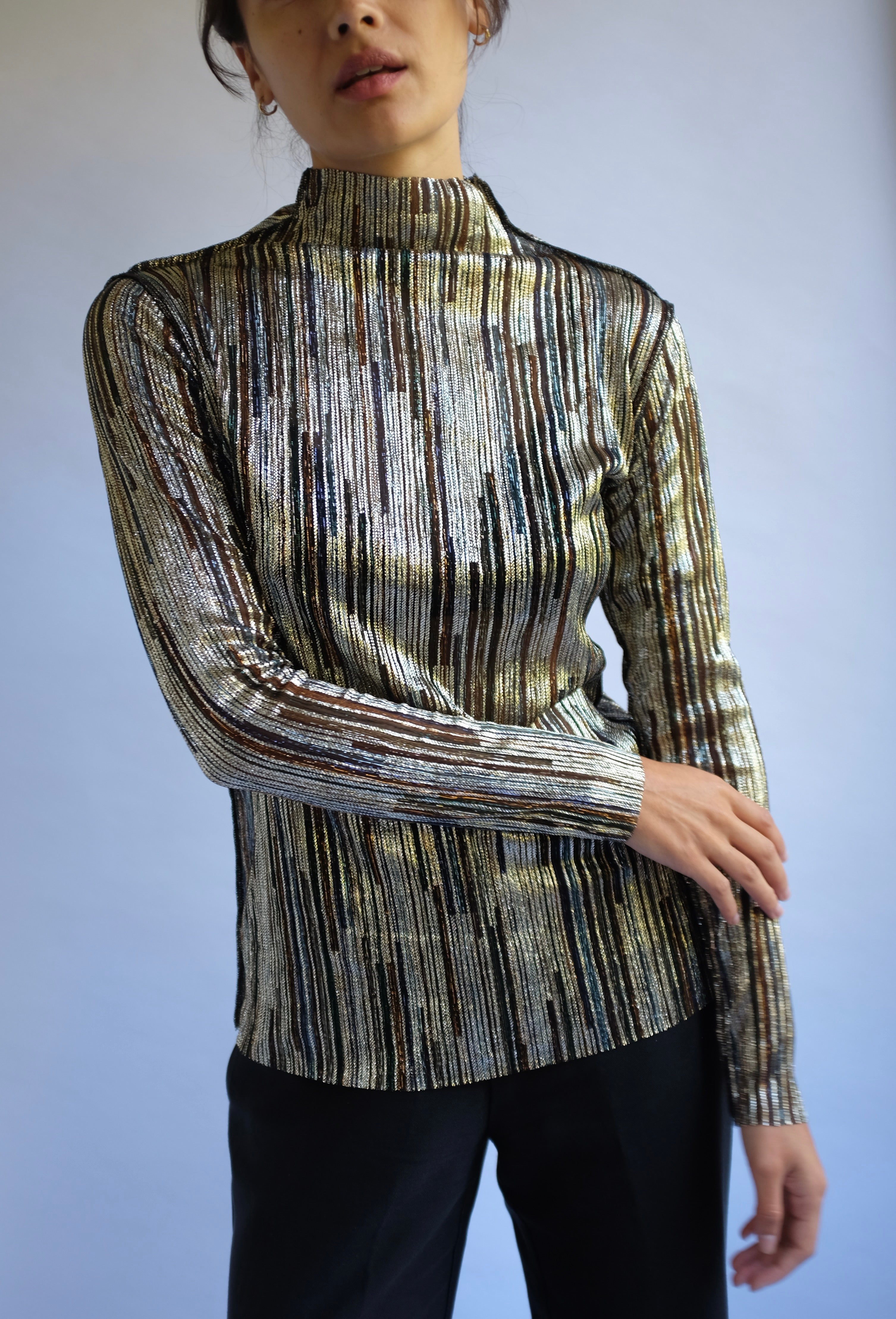 Silhouette High Neck L/S Top