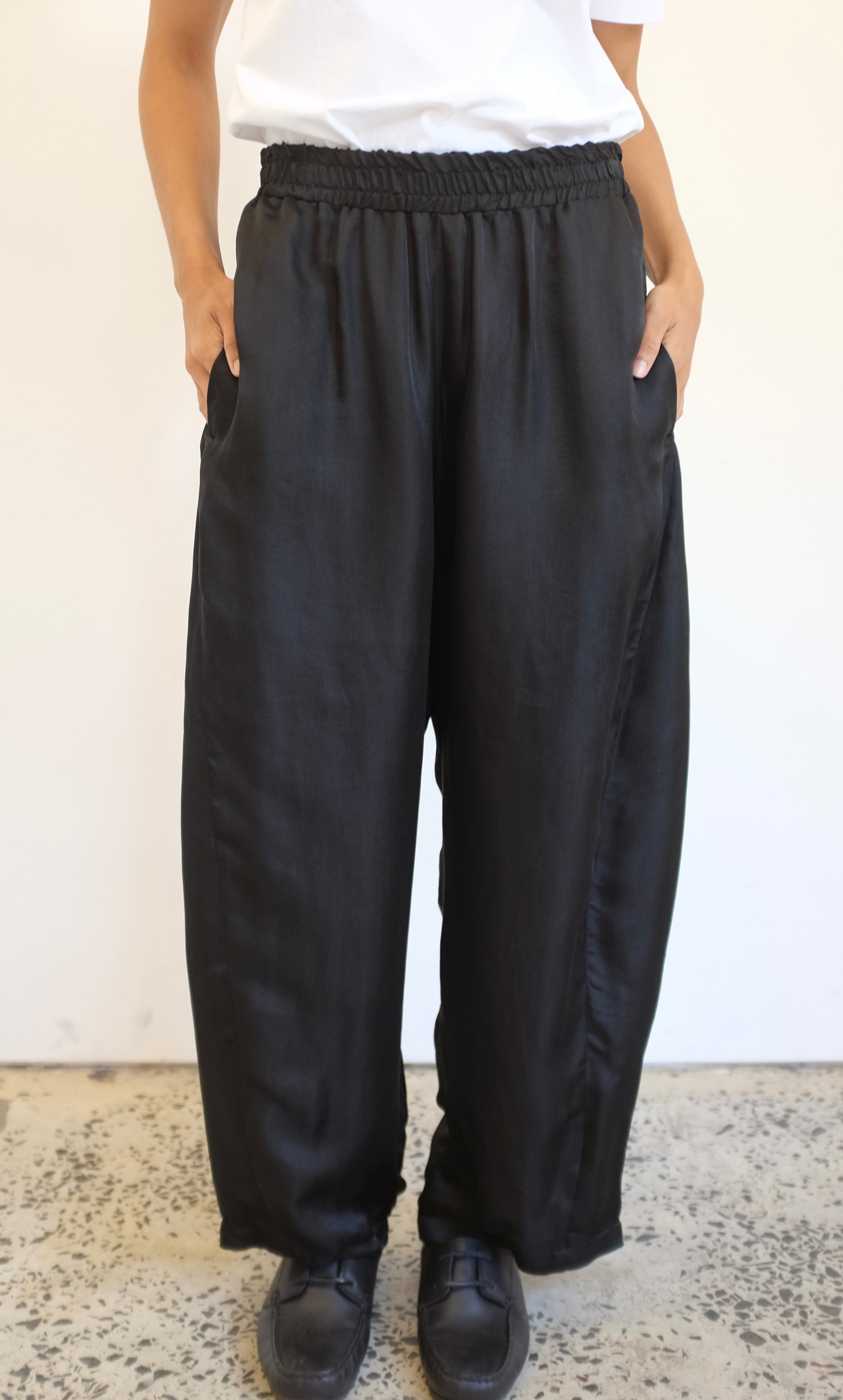 Triangle Elastic Pant
