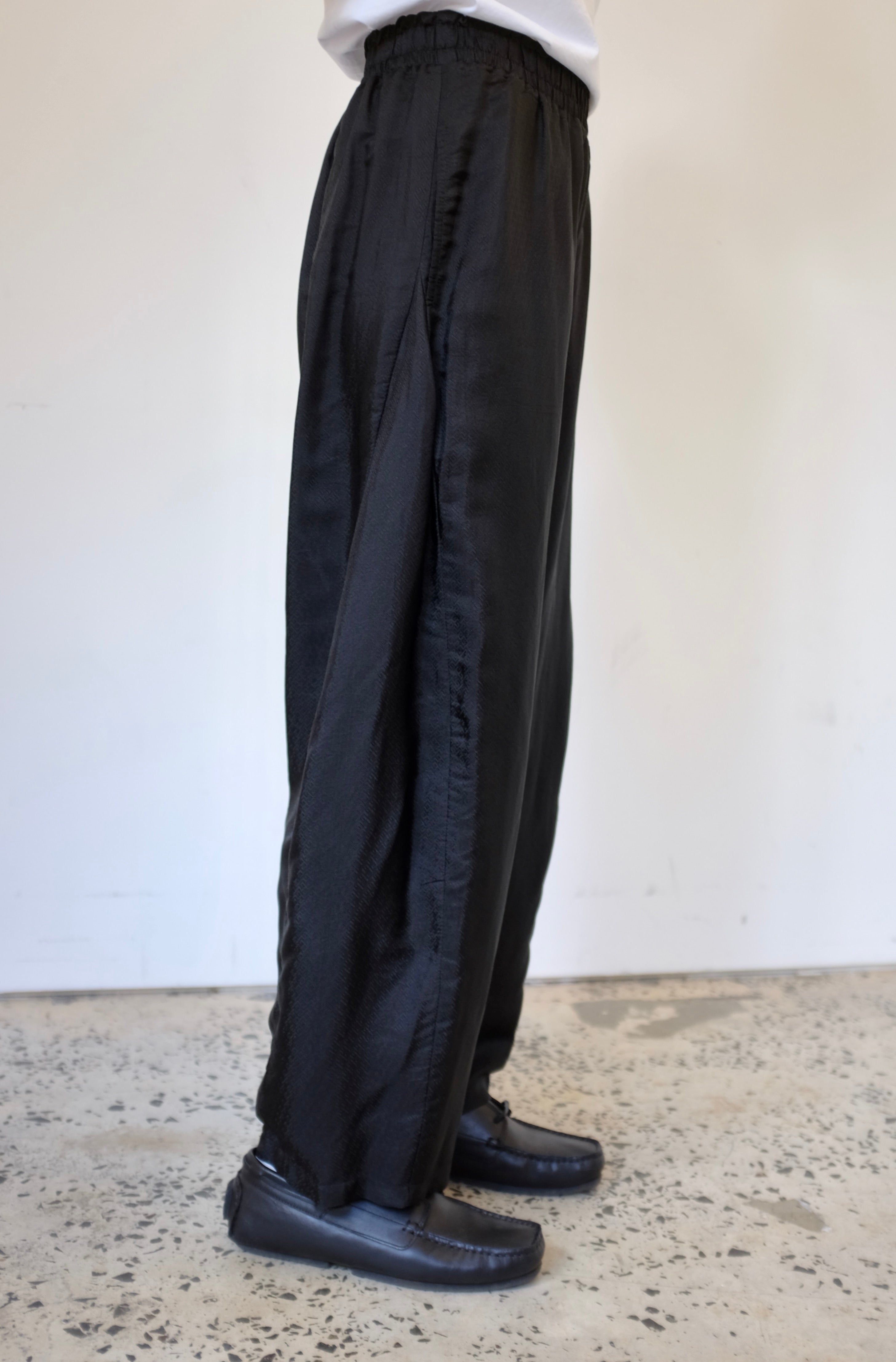 Triangle Elastic Pant