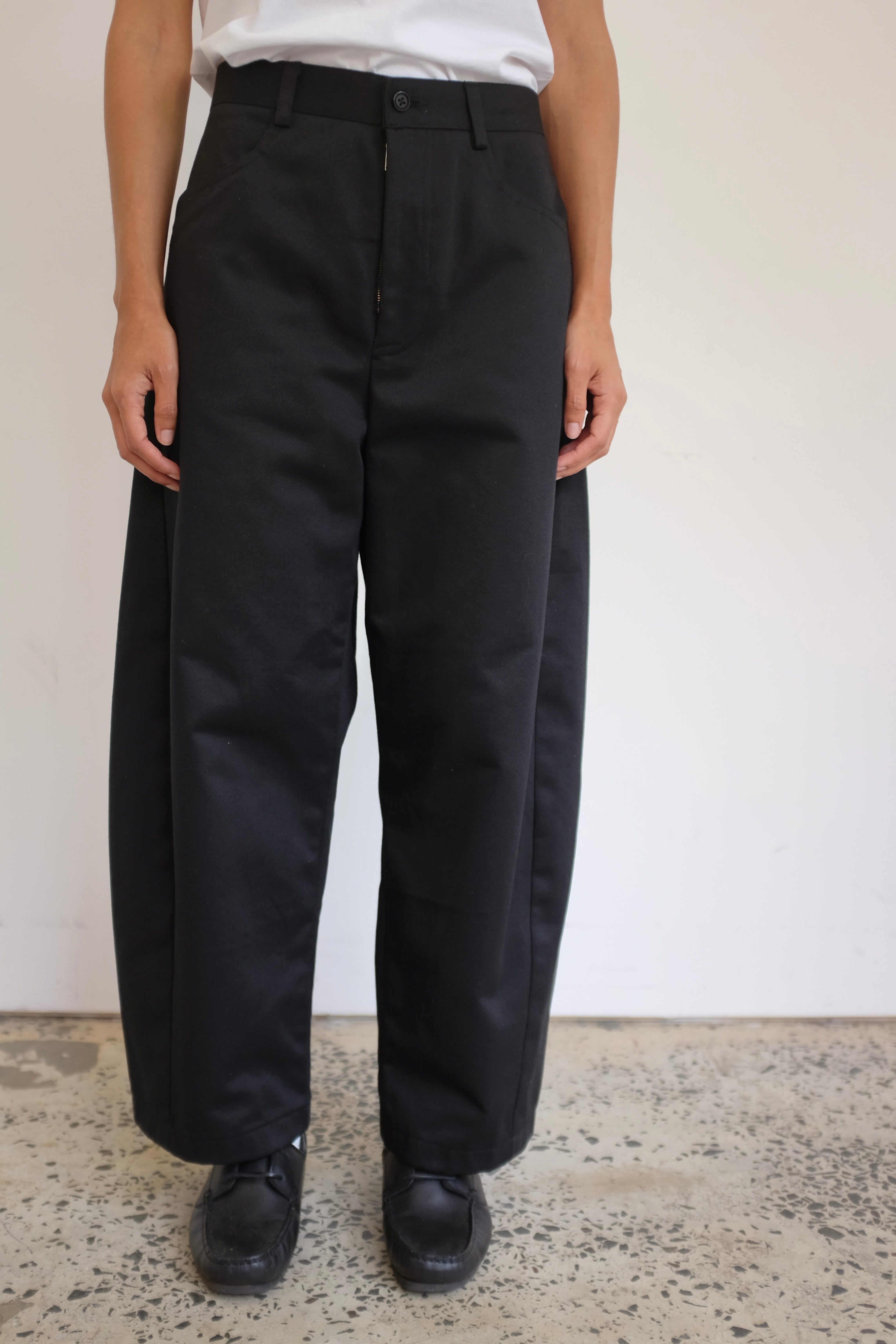 Triangle Zip Pant