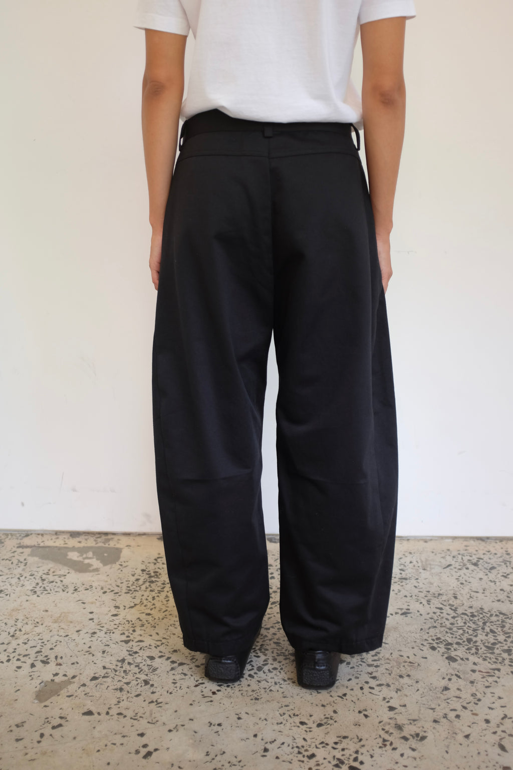 Triangle Zip Pant
