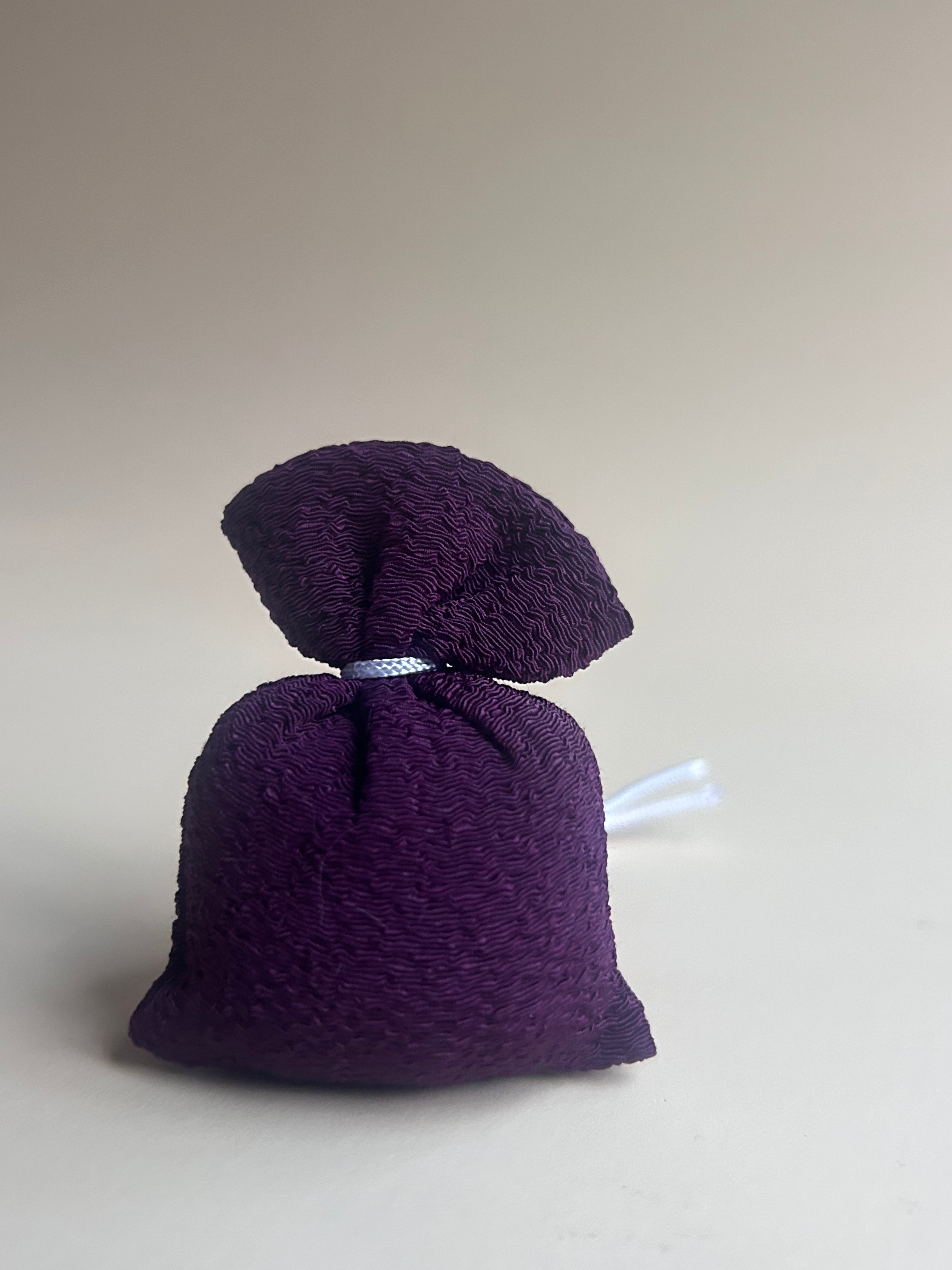 Shoyeido Scented Silk Pouch